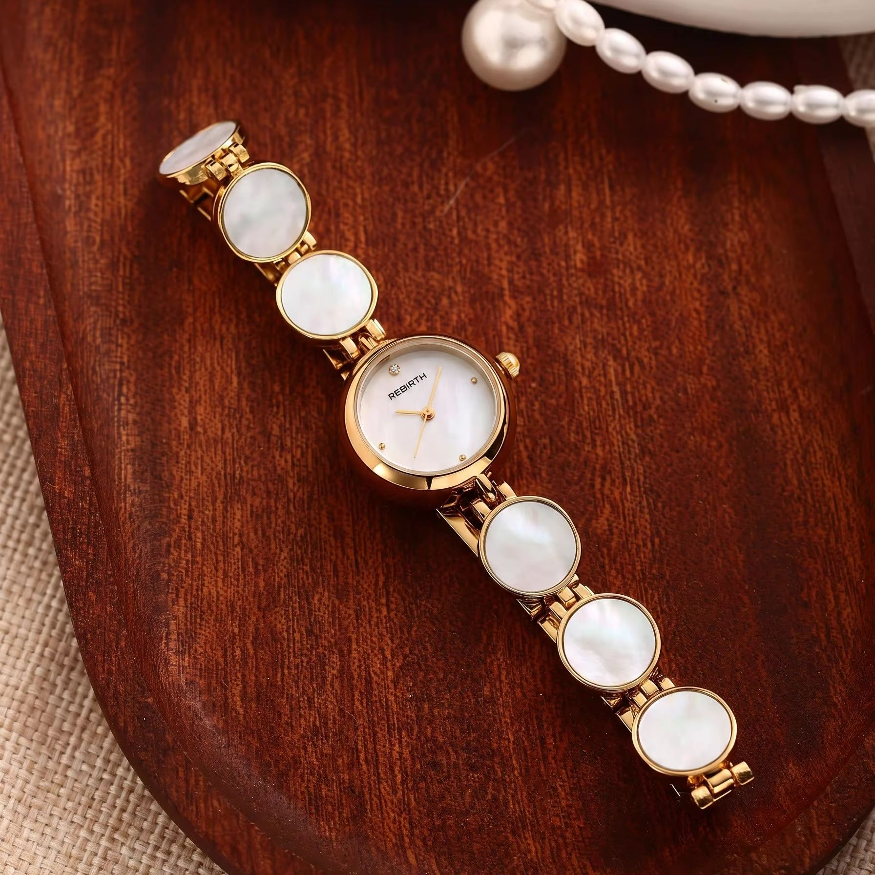 Jewelry Like Watches - Jam Tangan Wanita Mewah Ringan Berhiaskan
