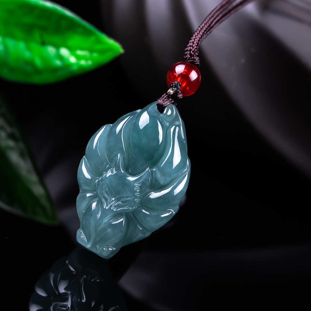 Jewelry & Watches Bench - Kalung Liontin Rubah Giok Burma Alami